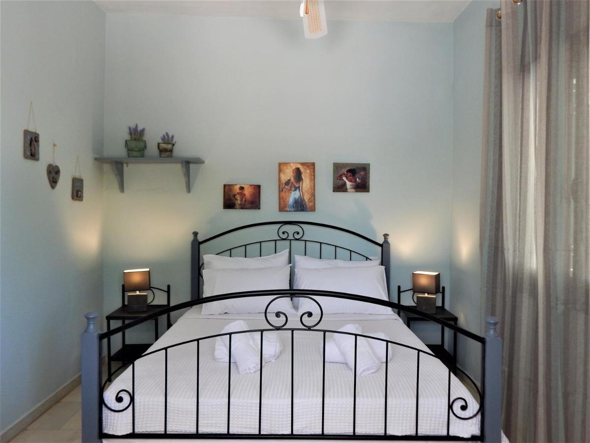 Ninemia Country House Vromonérion エクステリア 写真